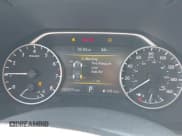 ✅ 2017 Nissan Maxima Platinum • VIN: 1N4AA6AP6HC401584 • Lot: 43244633. Listed on IAAI with 101,577 mi. Free auction sales archive from the USA and detailed vehicle history report at DreamBid. Image 7.