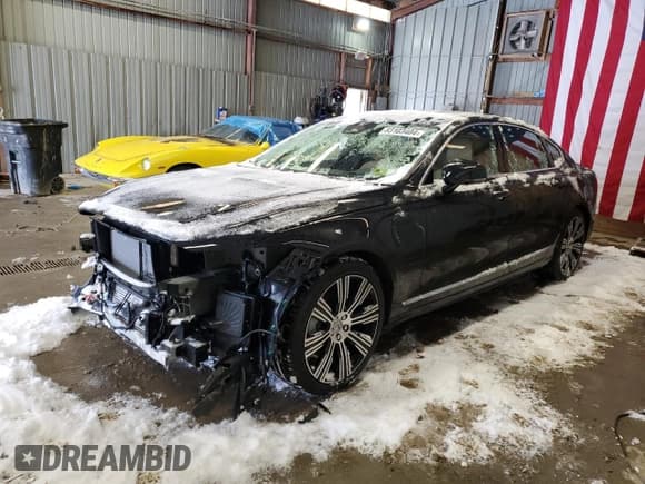 ✅ 2024 Volvo S90 Recharge Plug-In Hybrid Ultimate • VIN: LVYH60AF6RP411338 • Lot: 87608205. Listed on Copart with 833 mi. Free auction sales archive from the USA and detailed vehicle history report at DreamBid. Image 1.