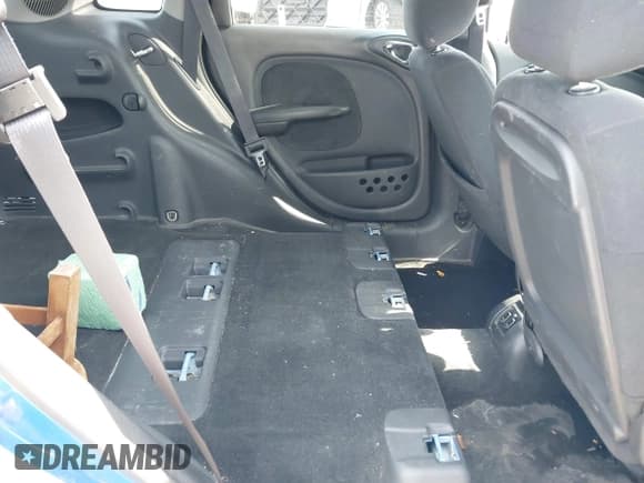 ✅ 2004 Chrysler PT Cruiser • VIN: 3C4FY48B04T267339 • Lot: 41684937. Listed on IAAI with 160,283 mi. Free auction sales archive from the USA and detailed vehicle history report at DreamBid. Image 8.