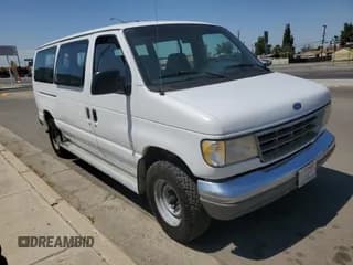 ✅ 1996 Ford Econoline Cargo • VIN: 1FBHE31HXTHA38341 • Lot: 63821515. Wystawiony na Copart z przebiegiem 152 959 mil. Bezpłatny archiwum sprzedaży aukcyjnych z USA i szczegółowy raport historii pojazdu na DreamBid. Zdjęcie 1.
