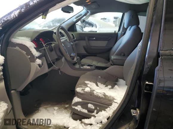 ✅ 2014 GMC Acadia SLE • VIN: 1GKKVPKD8EJ165464 • Лот: 91679045. Опубликован ранее на Copart с пробегом 184 285 миль. Бесплатный доступ к архиву аукционных продаж из США и подробный отчёт об истории автомобиля на DreamBid. Изображение 7.