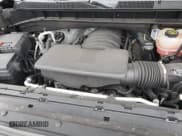 ✅ 2021 Chevrolet Silverado 1500 • VIN: MV1N3886791ND • Лот: 70760693. Опубликован ранее на Copart с пробегом 27 038 миль. Бесплатный доступ к архиву аукционных продаж из США и подробный отчёт об истории автомобиля на DreamBid. Изображение 11.