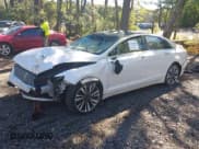 ✅ 2017 Lincoln MKZ Reserve • VIN: 3LN6L5E94HR610061 • Lot: 43418229. Wystawiony na IAAI z przebiegiem Nie podano. Bezpłatny archiwum sprzedaży aukcyjnych z USA i szczegółowy raport historii pojazdu na DreamBid. Zdjęcie 18.