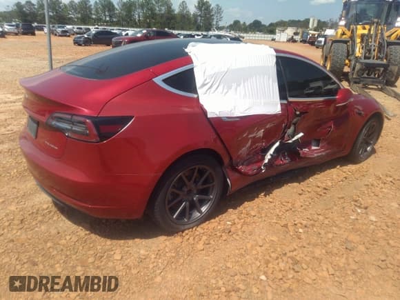 ✅ 2020 Tesla Model 3 Long Range • VIN: 5YJ3E1EB5LF783269 • Lot: 42085024. Wystawiony na IAAI z przebiegiem 80 939 mil. Bezpłatny archiwum sprzedaży aukcyjnych z USA i szczegółowy raport historii pojazdu na DreamBid. Zdjęcie 4.