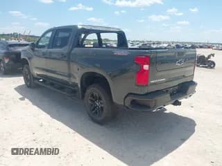 ✅ 2025 Chevrolet Silverado 1500 LT Trail Boss • VIN: 3GCUKFE87SG162686 • Lot: 43103112. Wystawiony na IAAI z przebiegiem 4 269 mil. Bezpłatny archiwum sprzedaży aukcyjnych z USA i szczegółowy raport historii pojazdu na DreamBid. Zdjęcie 3.
