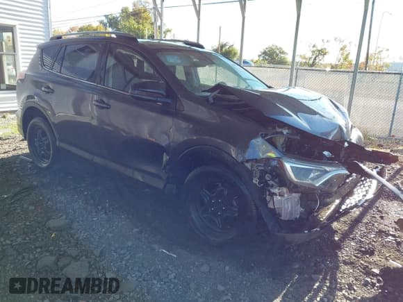 ✅ 2017 Toyota RAV4 LE • VIN: JTMBFREV3HJ152036 • Lot: 43485227. Listed on IAAI with 162,306 mi. Free auction sales archive from the USA and detailed vehicle history report at DreamBid. Image 1.