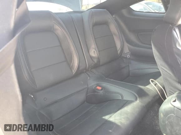 ✅ 2021 Ford Mustang GT • VIN: 1FA6P8CF9M5143404 • Lot: 91722575. Listed on Copart with 70,978 mi. Free auction sales archive from the USA and detailed vehicle history report at DreamBid. Image 10.