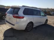 ✅ 2018 Toyota Sienna XLE • VIN: 5TDDZ3DCXJS208141 • Lot: 76208074. Wystawiony na Copart z przebiegiem 372 740 mil. Bezpłatny archiwum sprzedaży aukcyjnych z USA i szczegółowy raport historii pojazdu na DreamBid. Zdjęcie 3.