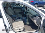 ✅ 2011 Ford Fusion Hybrid • VIN: 3FADP0L30BR255243 • Lot: 39497813. Listed on IAAI with 200,118 mi. Free auction sales archive from the USA and detailed vehicle history report at DreamBid. Image 5.