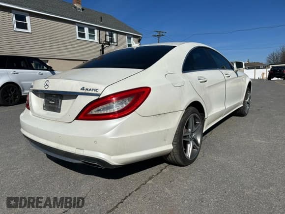 ✅ 2014 Mercedes-Benz CLS 550 • VIN: WDDLJ9BB3EA095738 • Lot: 53305015. Listed on Copart with 88,677 mi. Free auction sales archive from the USA and detailed vehicle history report at DreamBid. Image 3.