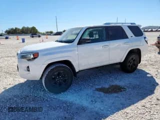 ✅ 2016 Toyota 4Runner SR5 • VIN: JTEZU5JR8G5110051 • Lot: 90890095. Wystawiony na Copart z przebiegiem 131 587 mil. Bezpłatny archiwum sprzedaży aukcyjnych z USA i szczegółowy raport historii pojazdu na DreamBid. Zdjęcie 1.