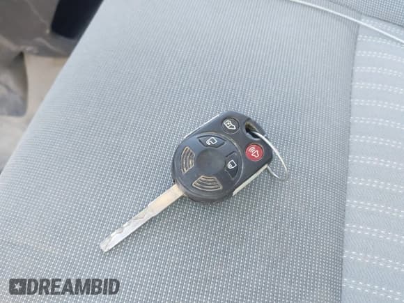 ✅ 2015 Ford Transit Cargo • VIN: 1FTNR3XM6FKA01964 • Lot: 42629479. Listed on IAAI with 328,208 mi. Free auction sales archive from the USA and detailed vehicle history report at DreamBid. Image 11.