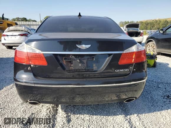 2011 Hyundai Genesis z VIN KMHGC4DEXBU141278, wystawiony jako Copart lot #74714884 z przebiegiem 186 068 mil mil oraz Szkoda całkowita • Salvage title. Historia ofert i sprzedaży dostępna na DreamBid. Obrazek 6.