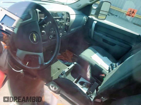 ✅ 2014 Chevrolet Silverado 2500HD LT • VIN: 1GC1KXCG3EF115292 • Лот: 59983045. Опубликован ранее на Copart с пробегом Не указан. Бесплатный доступ к архиву аукционных продаж из США и подробный отчёт об истории автомобиля на DreamBid. Изображение 8.