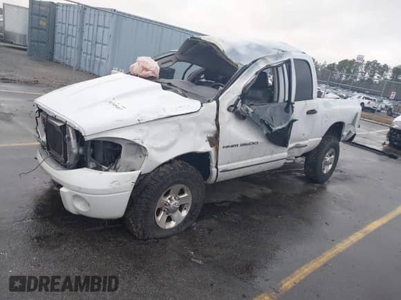 2006 Dodge 3500 SLT z VIN 3D7LX38C26G250519, wystawiony jako IAAI lot #41505407 z przebiegiem Nie podano mil oraz . Historia ofert i sprzedaży dostępna na DreamBid. Obrazek 2.