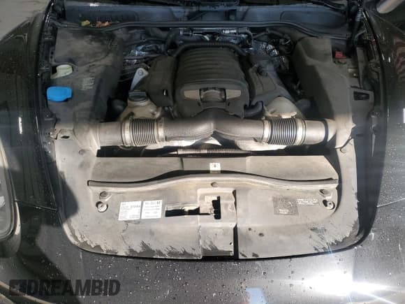 ✅ 2012 Porsche Cayenne S • VIN: WP1AB2A29CLA41853 • Lot: 80098395. Wystawiony na Copart z przebiegiem 174 565 mil. Bezpłatny archiwum sprzedaży aukcyjnych z USA i szczegółowy raport historii pojazdu na DreamBid. Zdjęcie 12.