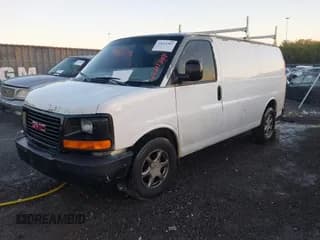 ✅ 2003 GMC Savana Cargo • VIN: 1GTEG15X731108188 • Lot: 43611307. Wystawiony na IAAI z przebiegiem 212 302 mil. Bezpłatny archiwum sprzedaży aukcyjnych z USA i szczegółowy raport historii pojazdu na DreamBid. Zdjęcie 2.