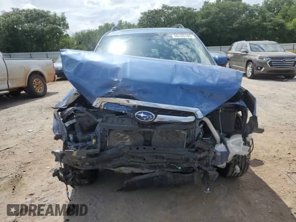 2017 Subaru Forester Limited with VIN JF2SJARC7HH578541, listed as a Copart auction lot 66165185 with 61,085 mi miles and Salvage title. Bid and sale history available at DreamBid. Image 5.