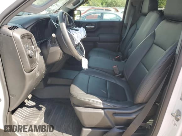 ✅ 2019 Chevrolet Silverado 1500 Work Truck • VIN: 1GCPWAEH1KZ363567 • Lot: 70954155. Wystawiony na Copart z przebiegiem 84 477 mil. Bezpłatny archiwum sprzedaży aukcyjnych z USA i szczegółowy raport historii pojazdu na DreamBid. Zdjęcie 7.