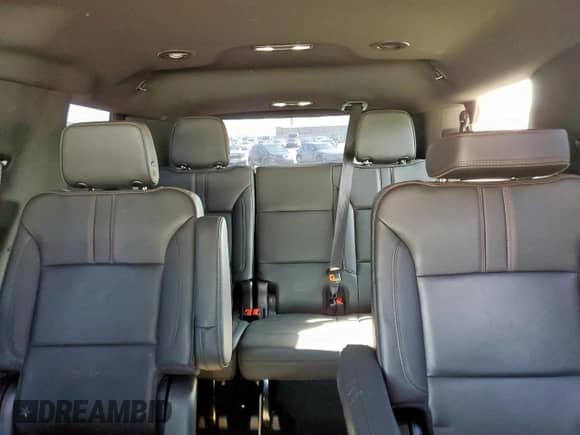 2022 Chevrolet Tahoe RST с VIN 1GNSCRKD4NR205660, выставлен на аукционе Copart как лот 71288995 с пробегом 145 818 миль миль и Чистый • Clean title. История ставок и продаж доступна на DreamBid. Изображение 10.