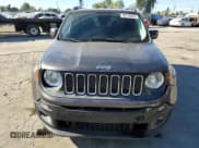 ✅ 2017 Jeep Renegade Latitude • VIN: ZACCJABB4HPE63196 • Lot: 90736925. Wystawiony na Copart z przebiegiem 95 403 mil. Bezpłatny archiwum sprzedaży aukcyjnych z USA i szczegółowy raport historii pojazdu na DreamBid. Zdjęcie 5.