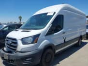 ✅ 2020 Ford Transit Cargo • VIN: 1FTBW3X89LKB72069 • Lot: 42623407. Wystawiony na IAAI z przebiegiem 454 279 mil. Bezpłatny archiwum sprzedaży aukcyjnych z USA i szczegółowy raport historii pojazdu na DreamBid. Zdjęcie 2.