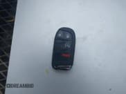 ✅ 2021 Jeep Renegade Limited • VIN: ZACNJDD15MPM09850 • Lot: 42538839. Wystawiony na IAAI z przebiegiem 46 349 mil. Bezpłatny archiwum sprzedaży aukcyjnych z USA i szczegółowy raport historii pojazdu na DreamBid. Zdjęcie 11.