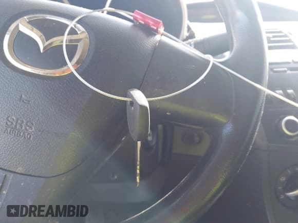 ✅ 2013 Mazda 3 i SV • VIN: JM1BL1TF9D1767688 • Lot: 43611013. Wystawiony na IAAI z przebiegiem 183 823 mil. Bezpłatny archiwum sprzedaży aukcyjnych z USA i szczegółowy raport historii pojazdu na DreamBid. Zdjęcie 11.