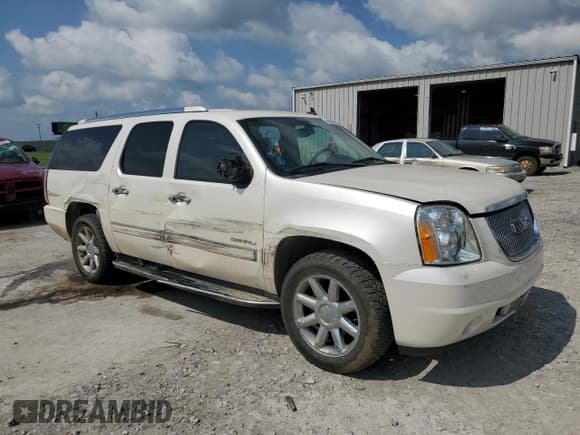 ✅ 2011 GMC Yukon XL Denali • VIN: 1GKS1MEF4BR337039 • Lot: 66565295. Listed on Copart with 236,256 mi. Free auction sales archive from the USA and detailed vehicle history report at DreamBid. Image 4.