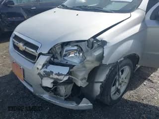 ✅ 2011 Chevrolet Aveo 1LT • VIN: KL1TD5DE8BB218206 • Lot: 41468978. Wystawiony na IAAI z przebiegiem 106 997 mil. Bezpłatny archiwum sprzedaży aukcyjnych z USA i szczegółowy raport historii pojazdu na DreamBid. Zdjęcie 6.