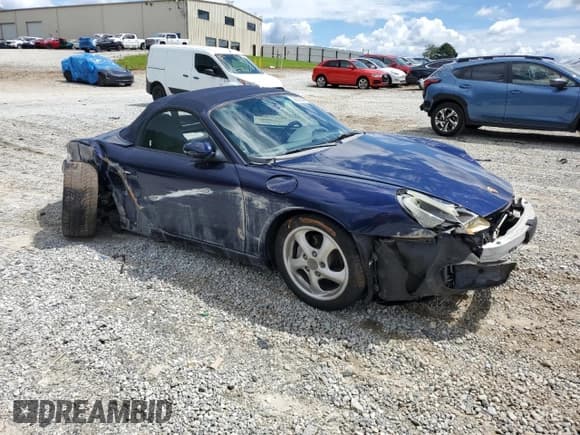 ✅ 2002 Porsche Boxster • VIN: WP0CA29822U623596 • Лот: 68938445. Опубликован ранее на Copart с пробегом Не указан. Бесплатный доступ к архиву аукционных продаж из США и подробный отчёт об истории автомобиля на DreamBid. Изображение 4.