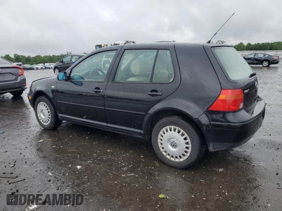 ✅ 2002 Volkswagen Golf GLS • VIN: 9BWGK61J624033900 • Лот: 57977275. Опубликован ранее на Copart с пробегом 79 646 миль. Бесплатный доступ к архиву аукционных продаж из США и подробный отчёт об истории автомобиля на DreamBid. Изображение 2.