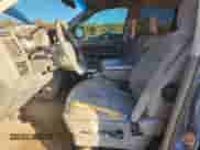 2006 Dodge 1500 SLT z VIN 1D7HU18296S617998, wystawiony jako Copart lot #87463595 z przebiegiem 281 726 mil mil oraz Szkoda całkowita • Salvage title. Historia ofert i sprzedaży dostępna na DreamBid. Obrazek 7.