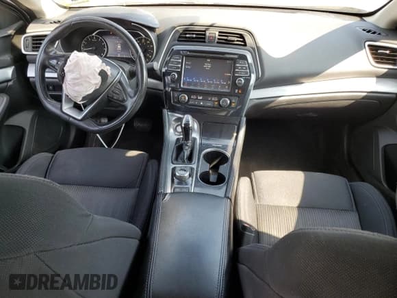 ✅ 2017 Nissan Maxima S • VIN: 1N4AA6AP4HC365779 • Лот: 68727385. Опубликован ранее на Copart с пробегом 131 373 миль. Бесплатный доступ к архиву аукционных продаж из США и подробный отчёт об истории автомобиля на DreamBid. Изображение 8.