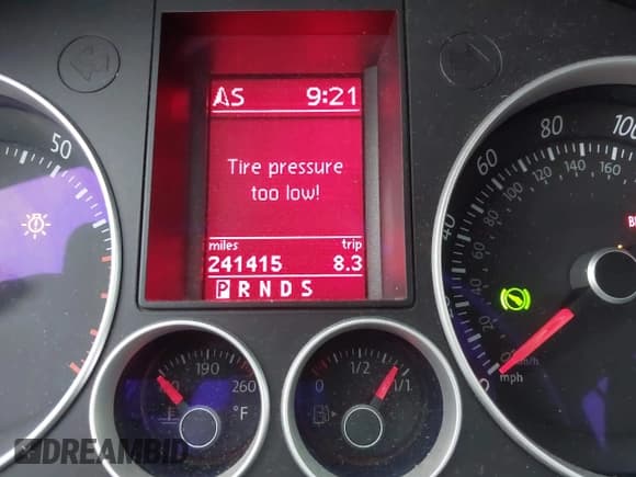 ✅ 2008 Volkswagen Golf GTI • VIN: WVWHV71K28W040036 • Lot: 43587162. Wystawiony na IAAI z przebiegiem 241 415 mil. Bezpłatny archiwum sprzedaży aukcyjnych z USA i szczegółowy raport historii pojazdu na DreamBid. Zdjęcie 7.