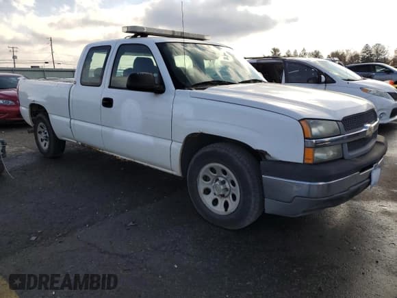 ✅ 2005 Chevrolet Silverado 1500 LS • VIN: 1GCEC19V35Z199369 • Лот: 80031224. Опубликован ранее на Copart с пробегом 168 915 миль. Бесплатный доступ к архиву аукционных продаж из США и подробный отчёт об истории автомобиля на DreamBid. Изображение 4.