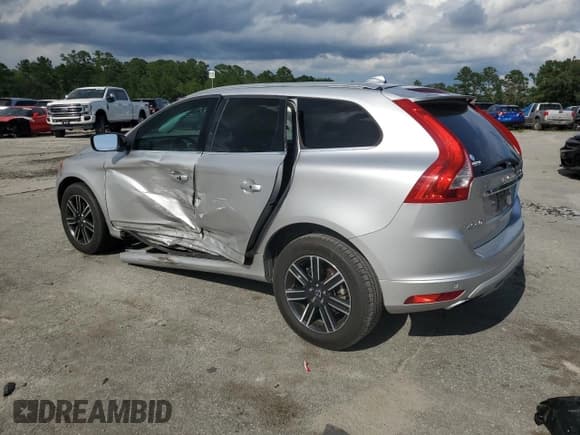 ✅ 2017 Volvo XC60 Dynamic • VIN: YV440MDR3H2222319 • Lot: 68595485. Wystawiony na Copart z przebiegiem 96 903 mil. Bezpłatny archiwum sprzedaży aukcyjnych z USA i szczegółowy raport historii pojazdu na DreamBid. Zdjęcie 2.