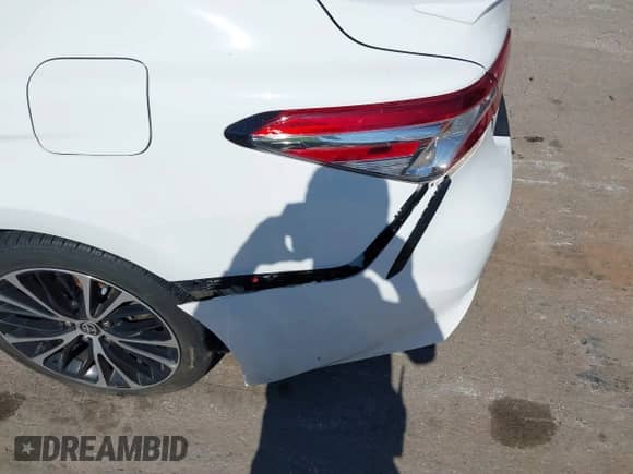 2020 Toyota Camry SE with VIN 4T1G11BK2LU008707, listed as a IAAI auction lot 41755412 with 56,959 mi miles and . Bid and sale history available at DreamBid. Image 18.