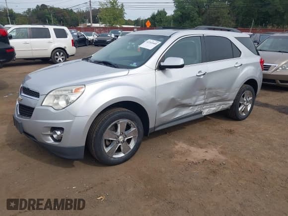 ✅ 2015 Chevrolet Equinox LT • VIN: 2GNALCEK0F6439097 • Lot: 43341660. Wystawiony na IAAI z przebiegiem 74 668 mil. Bezpłatny archiwum sprzedaży aukcyjnych z USA i szczegółowy raport historii pojazdu na DreamBid. Zdjęcie 18.