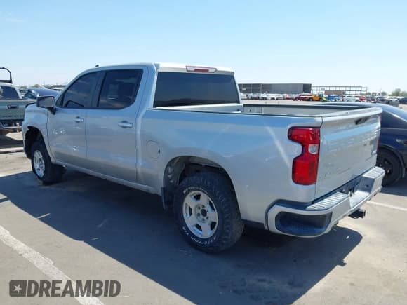 ✅ 2019 Chevrolet Silverado 1500 RST • VIN: 1GCUYEED6KZ148803 • Lot: 42625691. Wystawiony na IAAI z przebiegiem 56 995 mil. Bezpłatny archiwum sprzedaży aukcyjnych z USA i szczegółowy raport historii pojazdu na DreamBid. Zdjęcie 3.