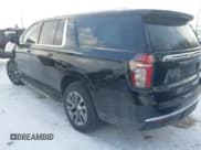 ✅ 2021 Chevrolet Suburban LT • VIN: 1GNSKCKD3MR266318 • Lot: 41333545. Wystawiony na IAAI z przebiegiem 125 032 mil. Bezpłatny archiwum sprzedaży aukcyjnych z USA i szczegółowy raport historii pojazdu na DreamBid. Zdjęcie 3.