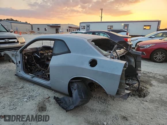 ✅ 2021 Dodge Challenger SRT Hellcat Redeye Widebody • VIN: 2C3CDZL92MH534297 • Lot: 80721875. Wystawiony na Copart z przebiegiem Nie podano. Bezpłatny archiwum sprzedaży aukcyjnych z USA i szczegółowy raport historii pojazdu na DreamBid. Zdjęcie 2.