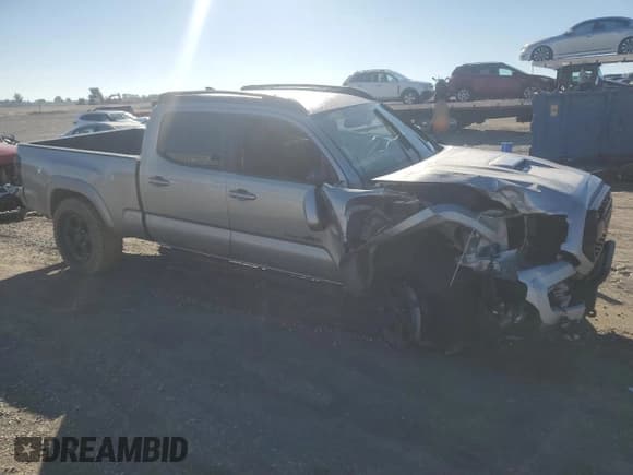 ✅ 2017 Toyota Tacoma TRD Sport • VIN: 5TFDZ5BN7HX020343 • Lot: 90993635. Wystawiony na Copart z przebiegiem 110 533 mil. Bezpłatny archiwum sprzedaży aukcyjnych z USA i szczegółowy raport historii pojazdu na DreamBid. Zdjęcie 4.
