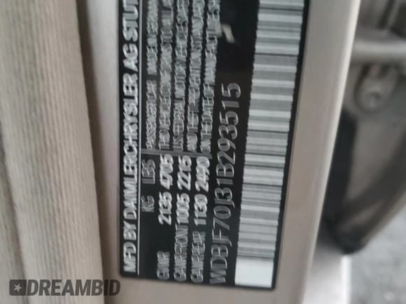 ✅ 2001 Mercedes-Benz E 320 • VIN: WDBJF70J31B293515 • Lot: 79318294. Wystawiony na Copart z przebiegiem Nie podano. Bezpłatny archiwum sprzedaży aukcyjnych z USA i szczegółowy raport historii pojazdu na DreamBid. Zdjęcie 12.