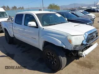 ✅ 2015 Toyota Tacoma PreRunner • VIN: 3TMKU4HN2FM042647 • Lot: 43541448. Listed on IAAI with 134,027 mi. Free auction sales archive from the USA and detailed vehicle history report at DreamBid. Image 1.