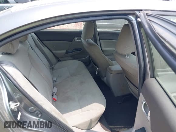 ✅ 2012 Honda Civic • VIN: JHMFB4F20CS007090 • Lot: 42441603. Wystawiony na IAAI z przebiegiem 286 751 mil. Bezpłatny archiwum sprzedaży aukcyjnych z USA i szczegółowy raport historii pojazdu na DreamBid. Zdjęcie 8.