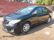 ✅ 2013 Toyota Corolla L • VIN: 5YFBU4EE0DP122815 • Lot: 42925747. Wystawiony na IAAI z przebiegiem 171 907 mil. Bezpłatny archiwum sprzedaży aukcyjnych z USA i szczegółowy raport historii pojazdu na DreamBid. Zdjęcie 18.