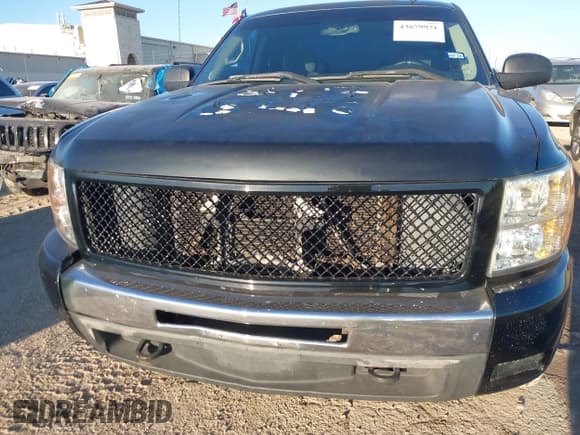 ✅ 2009 Chevrolet Silverado 1500 LT • VIN: 1GCEK29J99Z297589 • Lot: 43679971. Wystawiony na IAAI z przebiegiem 208 481 mil. Bezpłatny archiwum sprzedaży aukcyjnych z USA i szczegółowy raport historii pojazdu na DreamBid. Zdjęcie 6.