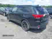 2019 Mitsubishi Outlander ES z VIN JA4AZ3A39KZ047749, wystawiony jako IAAI lot #42737988 z przebiegiem 215 294 mil mil oraz . Historia ofert i sprzedaży dostępna na DreamBid. Obrazek 3.