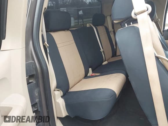 ✅ 2007 Chevrolet Silverado 1500 1LT • VIN: 2GCEK19J671676176 • Lot: 43555521. Listed on IAAI with 163,748 mi. Free auction sales archive from the USA and detailed vehicle history report at DreamBid. Image 8.